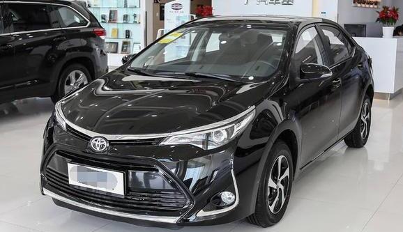 原以為改汽車音響要大動干戈，但豐田雷凌的改裝卻看不出“動過刀”