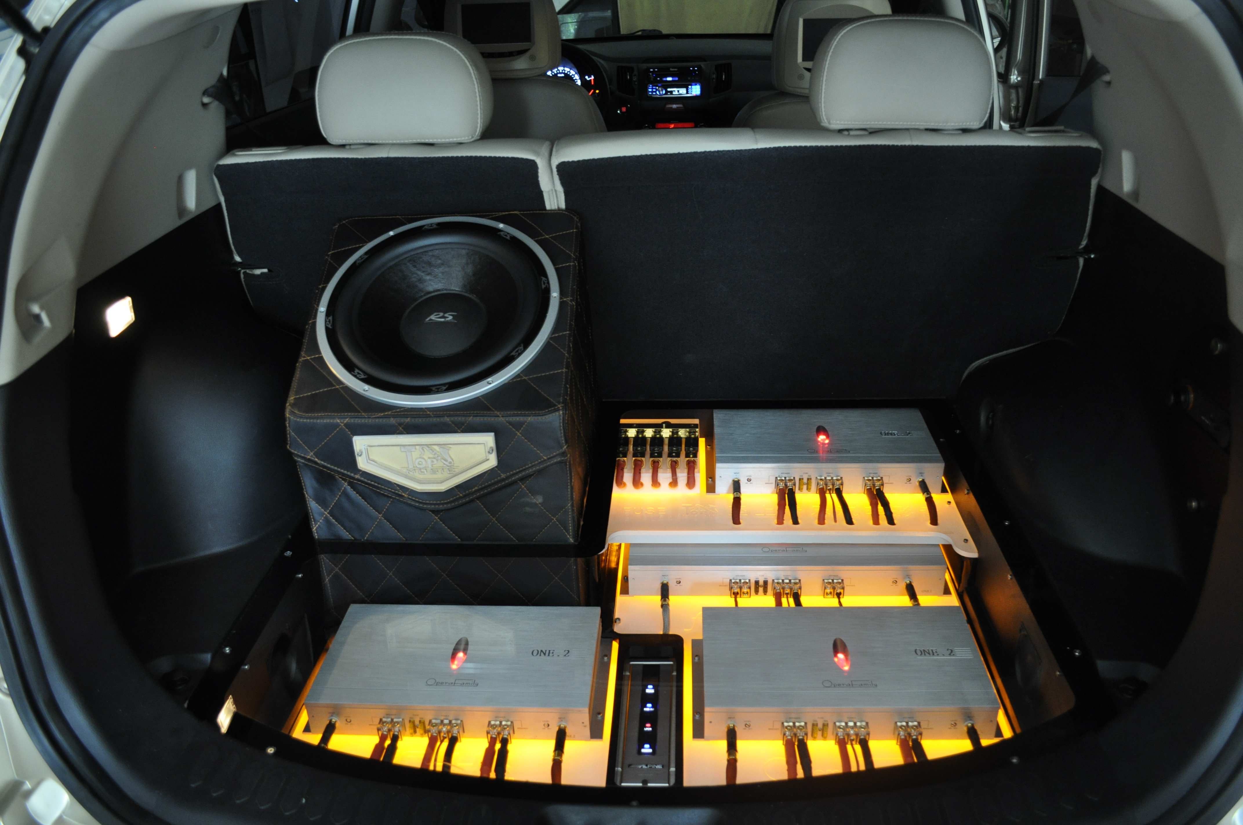 吉利嘉際汽車音響升級(jí)歌劇世家，讓駕車出行更有儀式感