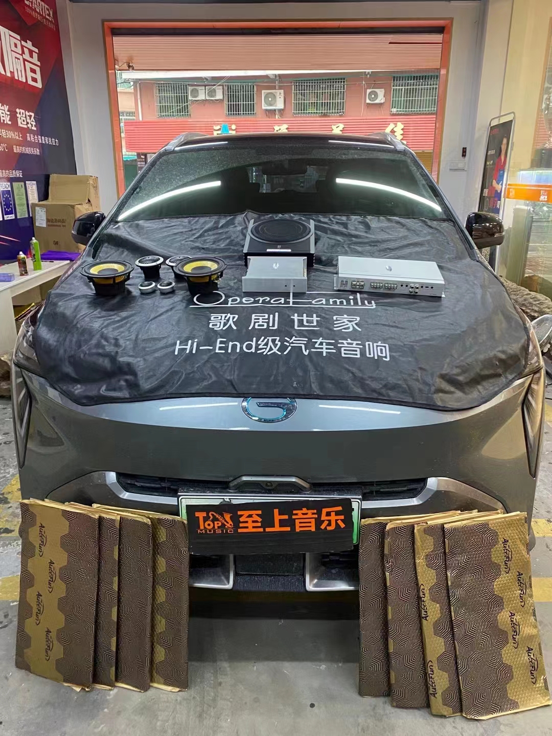 原配喇叭太難聽！特斯拉Model Y個性...