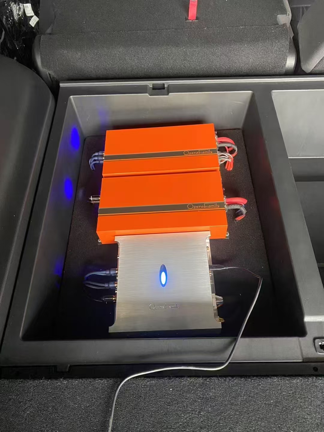 歌劇世家ix10 dsp  十路dsp+歌劇世家音樂(lè)廳3 四路功放+歌劇世家音樂(lè)廳1單路功放.jpg